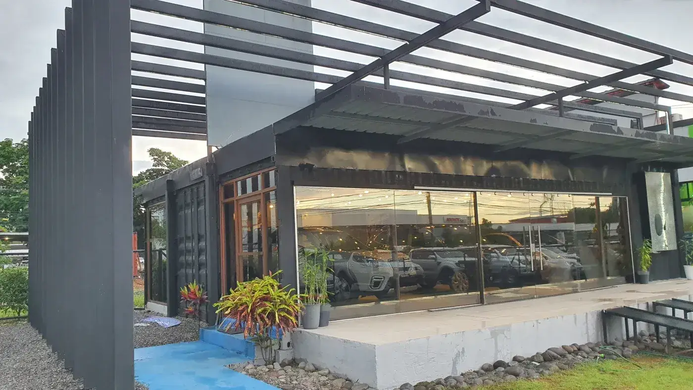 Montaje de cubierta de techo Subaru del Canal