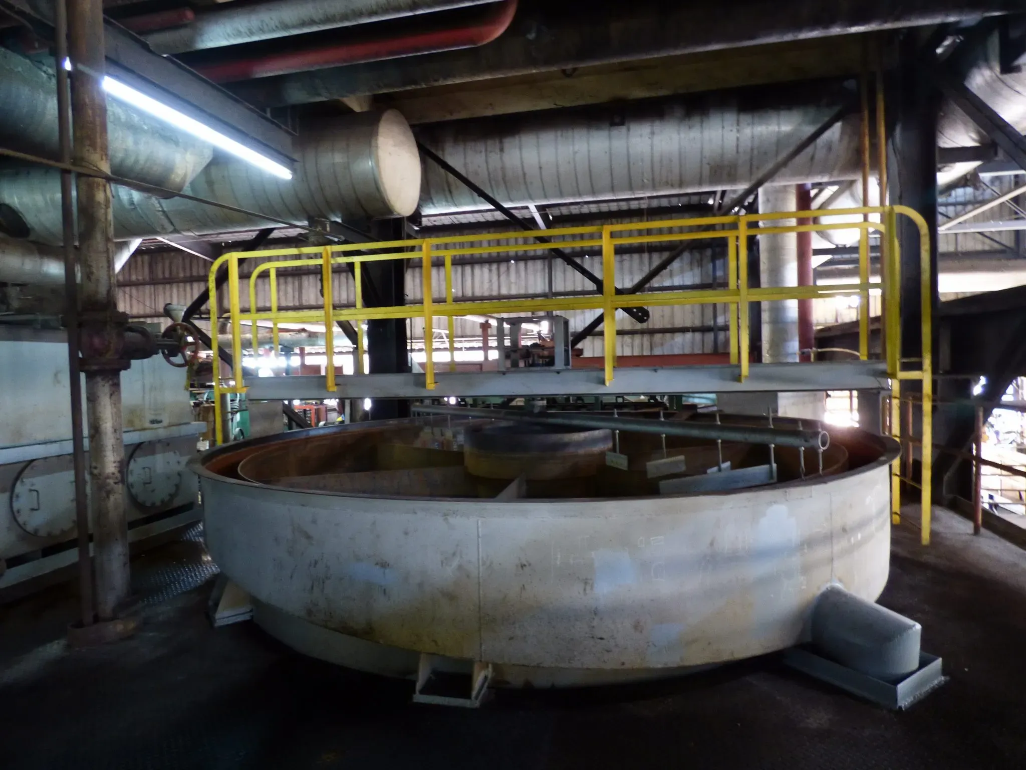 Steel tank